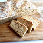 Domowy chleb pszenno-żytni