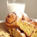 Drożdżowe bułeczki dyniowe