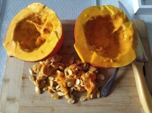 Drożdżowe bułeczki dyniowe - przygotowanie