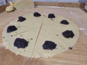 Kruche rogaliki z makiem