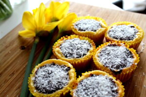 Mini serniczki na ciasteczku