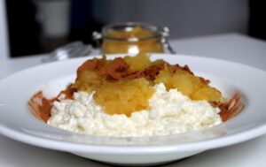 Ryż na mleku z prażonymi jabłkami