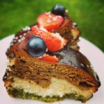 Babka z herbatą Matcha i kawą Inka