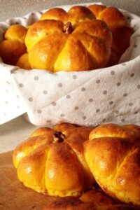 Bułeczki w kształcie dyni