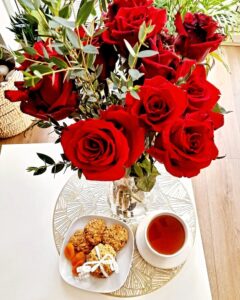 Ciasteczka owsiane z suszonymi morelami i czekoladą