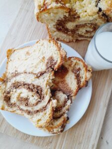 Drożdżowa strucla orzechowa