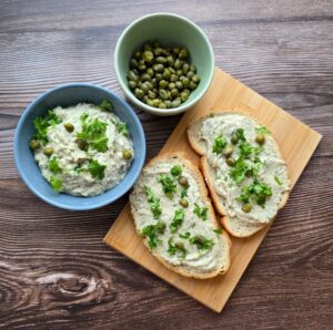 Pasta kanapkowa ze śledzi