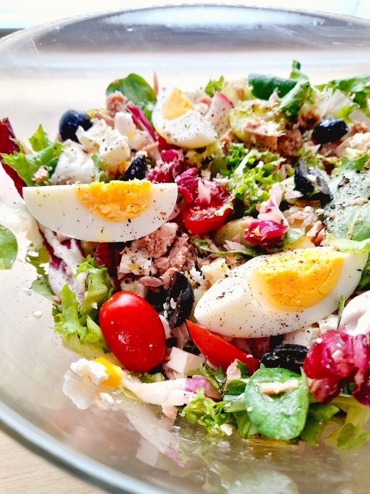 Sałatka z tuńczykiem