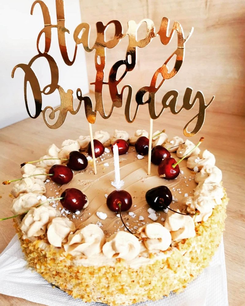 Tort orzechowo – kawowy