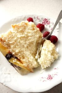 Tort z kremem śmietankowym i mascarpone