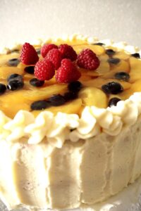 Tort z kremem śmietankowym i mascarpone