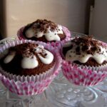 Babeczki czekoladowe z kremową polewą