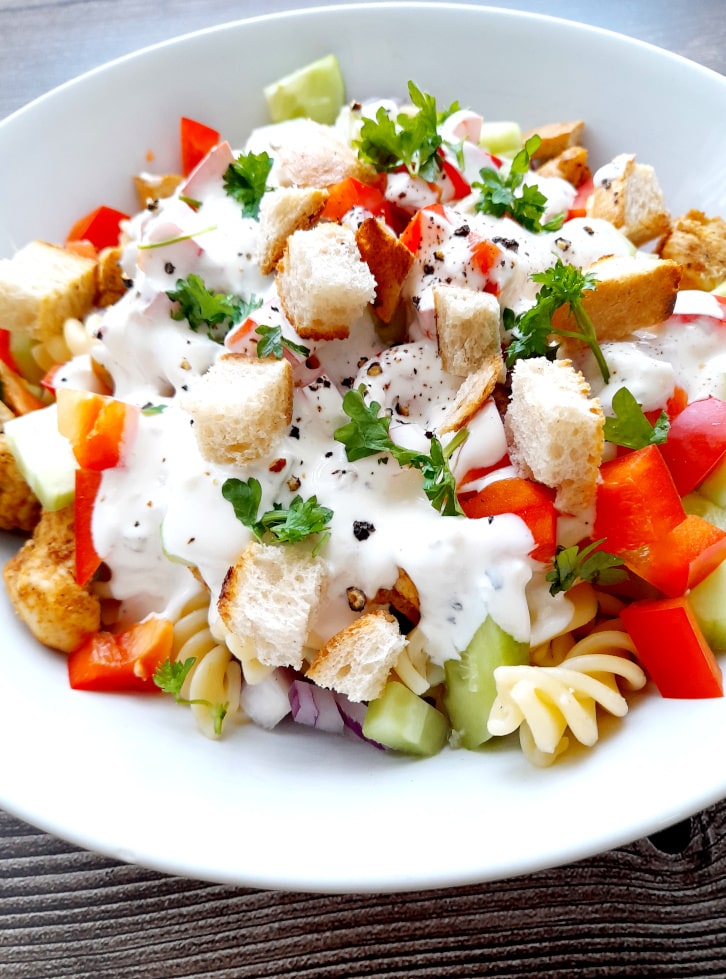 Makaron z kurczakiem gyros