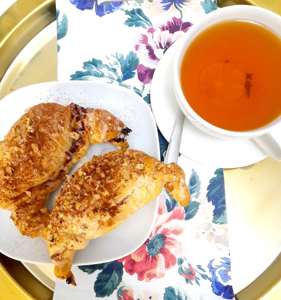 Rogaliki orzechowe z ciasta francuskiego