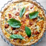 Tarta z łososiem i szpinakiem