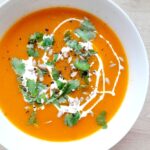 Zupa krem z dyni, pomidorów i cukinii