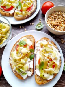 Chrupiące kanapki z cukinią