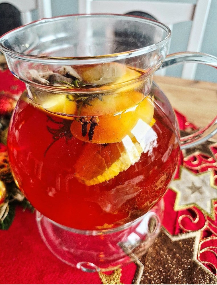 Aromatyczna herbata zimowa