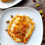 Kruche kieszonki z brzoskwiniami