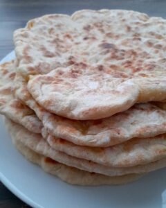 Proste chlebki naan