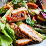 Sałatka z kurczakiem i parmezanem