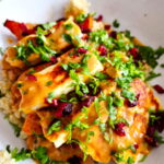 Pieczona dynia z halloumi