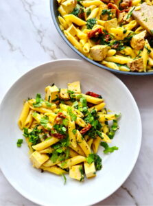 Makaron ze szpinakiem i tofu